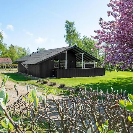 3 Bedroom Awesome In Sydals